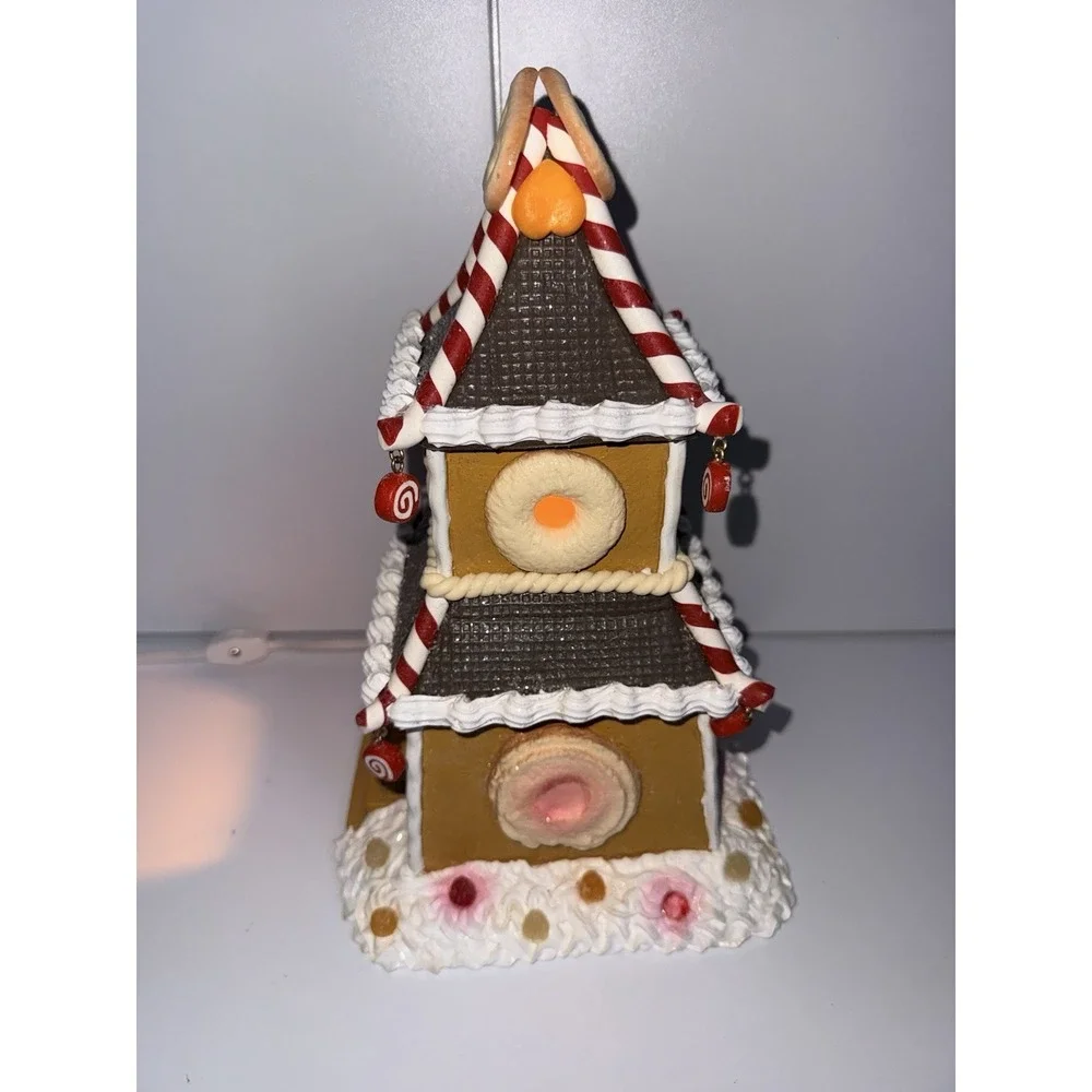 VTG Dept 56 North Pole Series Gingerbread House Lights Up RARE! Pretzel Gumdrops